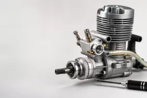 Model Engine Carburetor Tuning: Rich vs Lean Symptoms, Needle Order and Safety