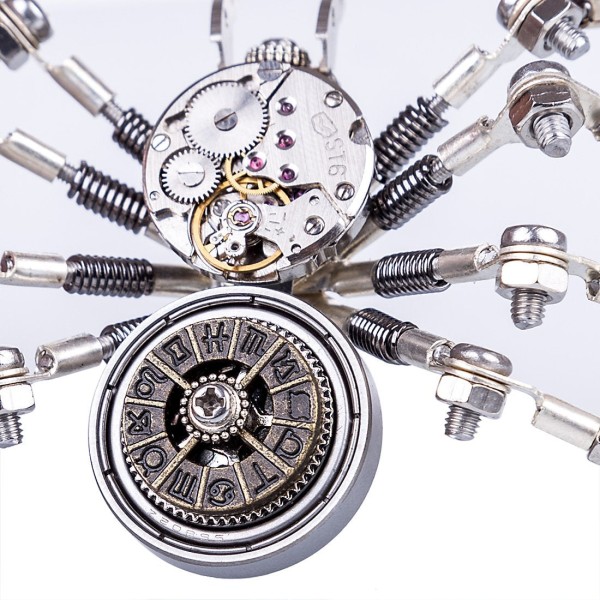 Spider Mechanical Clock 3D Metal Assembly Kit Spider Mechanical Clock 3D Metal Assembly Kit