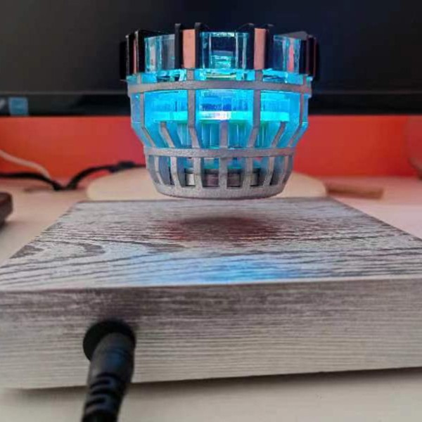 Magnetic Levitation Reactor Light with Wooden Base