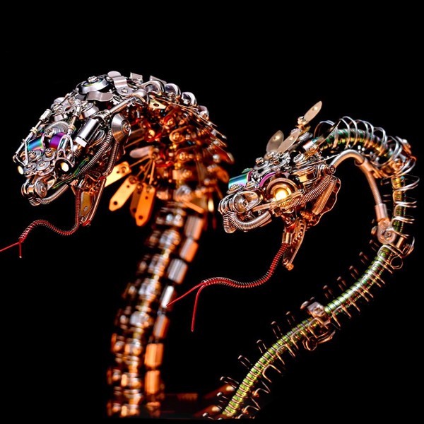 500+ Piece Articulated Metal Mechanical Snake Model Kit