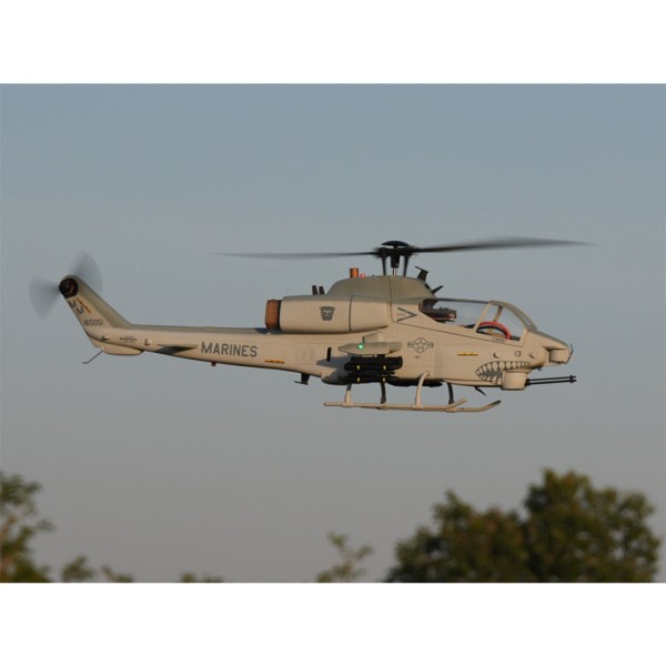 WOLFBUSH & ROBAN AH-1W Cobra 470 GPS RC Helicopter