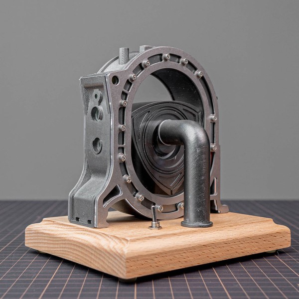 Full-Metal Wankel Rotary Engine Cutaway Model Full-Metal Wankel Rotary Engine Cutaway Model