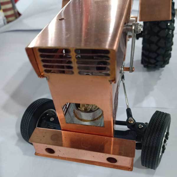 Stirling Vacuum Tractor Engine Model